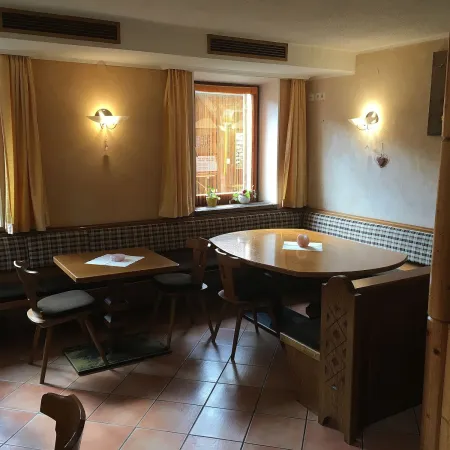 Bild von s´Wirtshaus &quot;Zur fröhlichen Einkehr&quot; in Kötschach