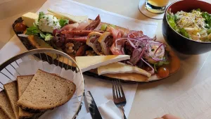 Das Wirtshaus unter dem Bogen