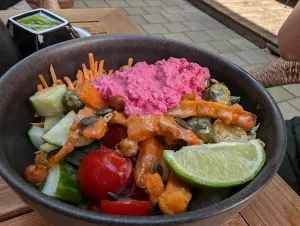 Nakama - Rolls & Bowls