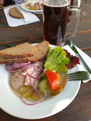HOLZHAUSER Brauerei Gasthaus - Biergarten