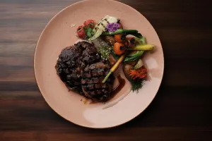 ISARFEIN - Bar & Fine Dining