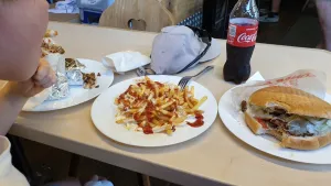 Absam Burger Würstelstand