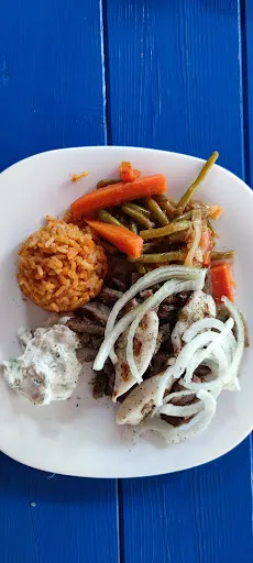 Iris Hexenhäusl (Griechische Taverne)