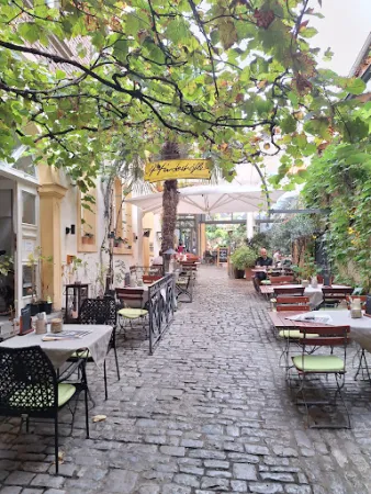 Bild von Hinterhöfle, Wein-, Biergarten & mehr