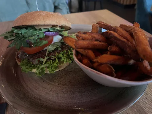 Bild von 73 BURGER. BAR. Gröbenzell