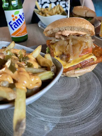 Bild von 73 BURGER. BAR. Gröbenzell