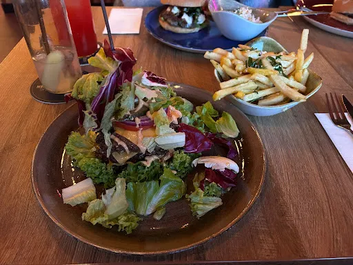 Bild von 73 BURGER. BAR. Gröbenzell