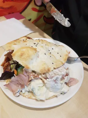 Üzli Brüzli Grill