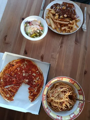 Pizzeria Puar Restaurant