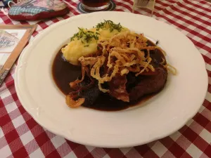 Gasthof Zum Weißen Roß KG