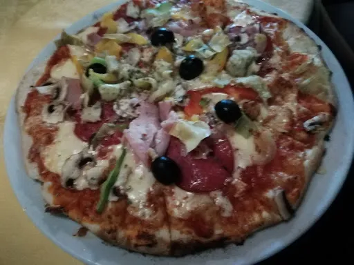 Bild von Pizzeria zur Lüften da Piero