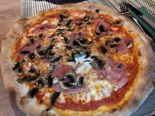 Bild von La Piazzetta Pizza Pasta