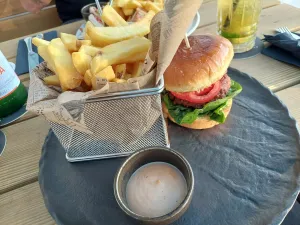 M1 food & drinks