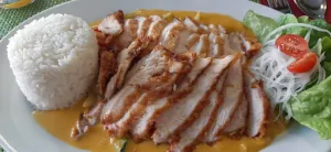 Tam Nhu Vietnamesische Küche und Sushi Bar Café