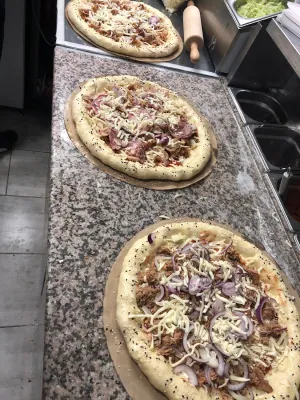 Arta Pizzeria