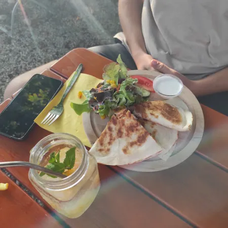 Bild von La Familia Mexican Grill