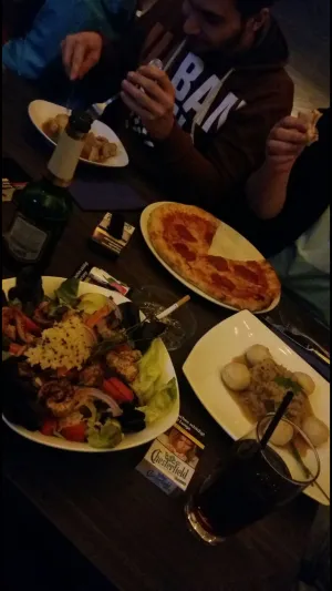 L'BAR Lounge, Bar and Restaurant