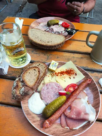 Bild von Gasthaus Schloßbräu, Familie Dirauf