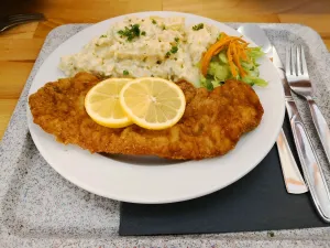 Elkes Lecker-Schmecker Imbiss