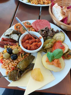 Café & Tapas Bar El Gusto