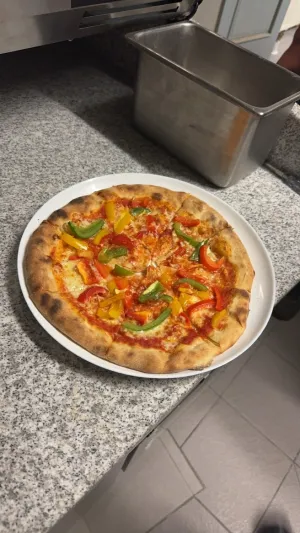 Alberto‘s Pizzaservice Eiscafé
