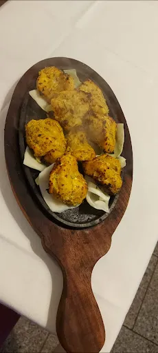 Avli indian & Deutsche Cafe Restaurant Bar