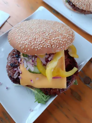Würstl Hütt'n