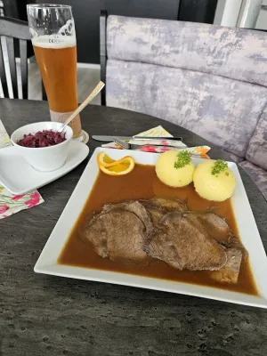 Café Bistro Bar „Stone“