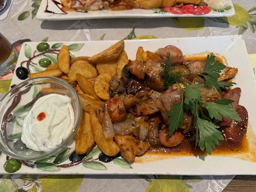 Bild von Oliven Garten Restaurant, Schnitzelhaus